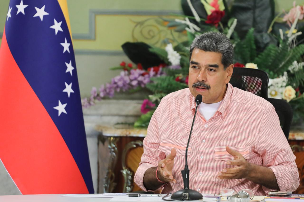 Venezuela recibe un ataque cibernético brutal, denuncia el presidente Maduro