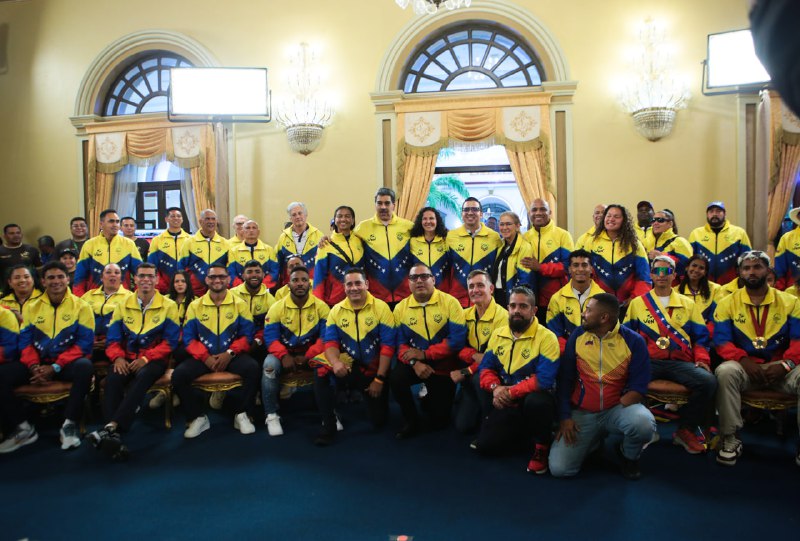 Presidente recibió en Miraflores a campeones paralímpicos y olímpicos Paris 2024