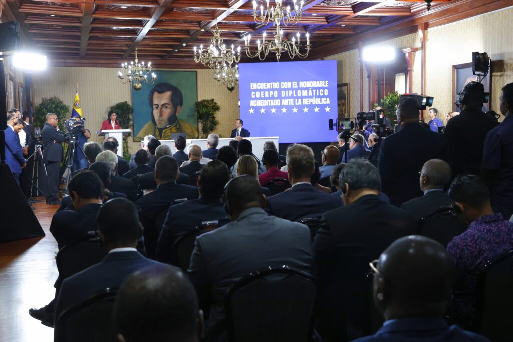 Venezuela convoca Cumbre por la Paz ante riesgo de conflicto nuclear