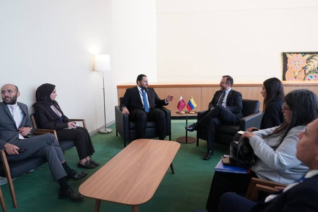 Venezuela y Qatar reafirman compromiso con cooperación internacional constructiva