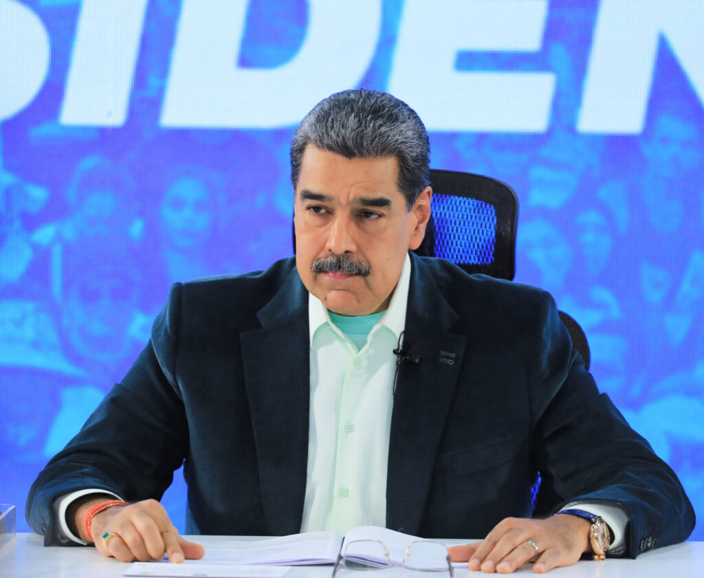 Presidente Maduro condena secuestro de tripulantes del petrolero venezolano