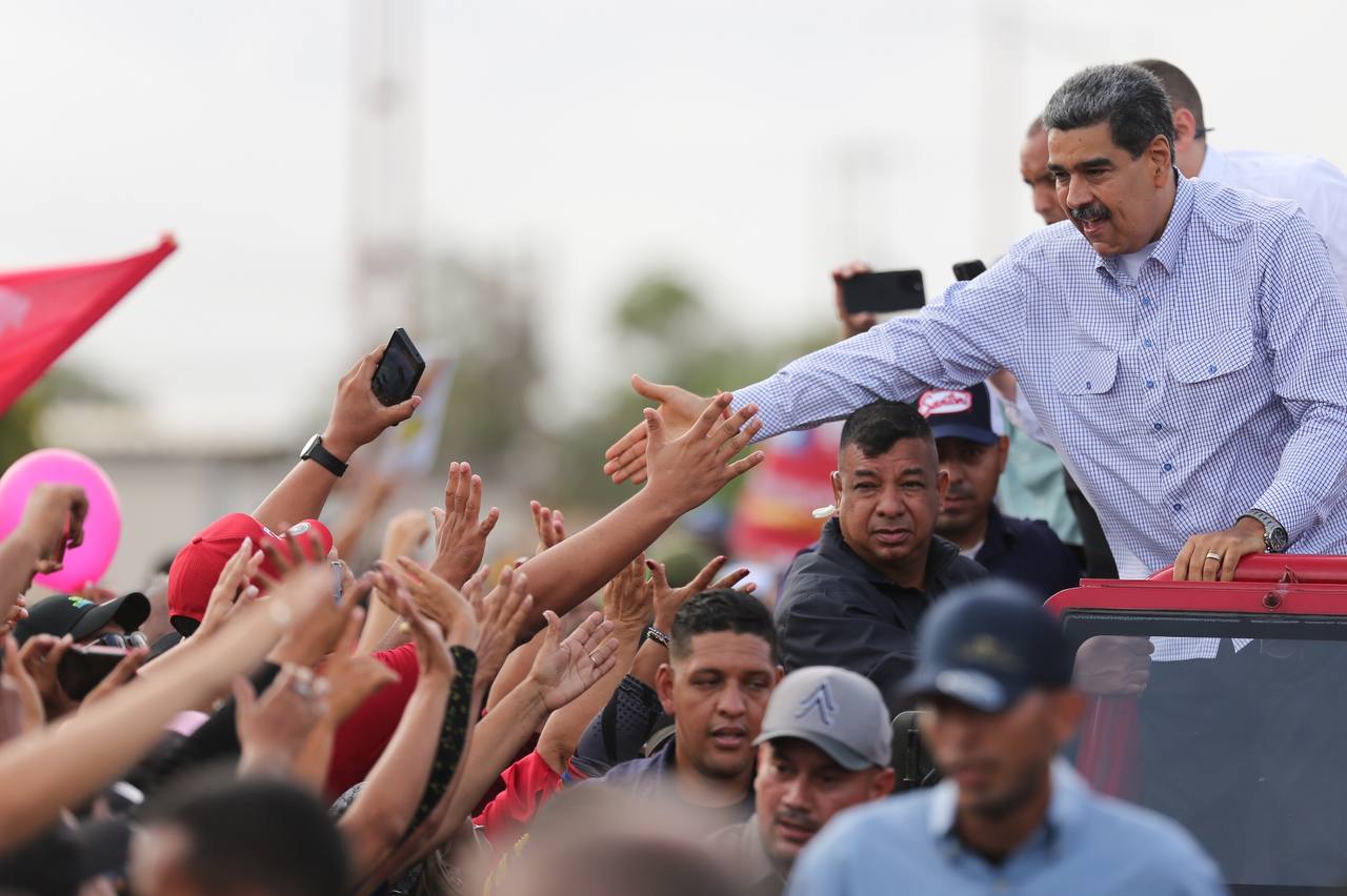 Gobierno Bolivariano cuenta con 70% de respaldo popular y advierte a EE.UU. sobre el rechazo a la doctrina Monroe